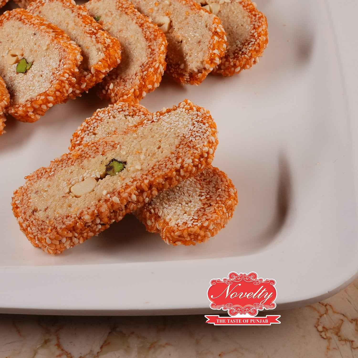 PINEAPPLE DRY FRUIT GACHAK